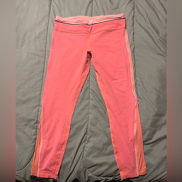 Lululemon bright pink leggings - Picture 1 of 6